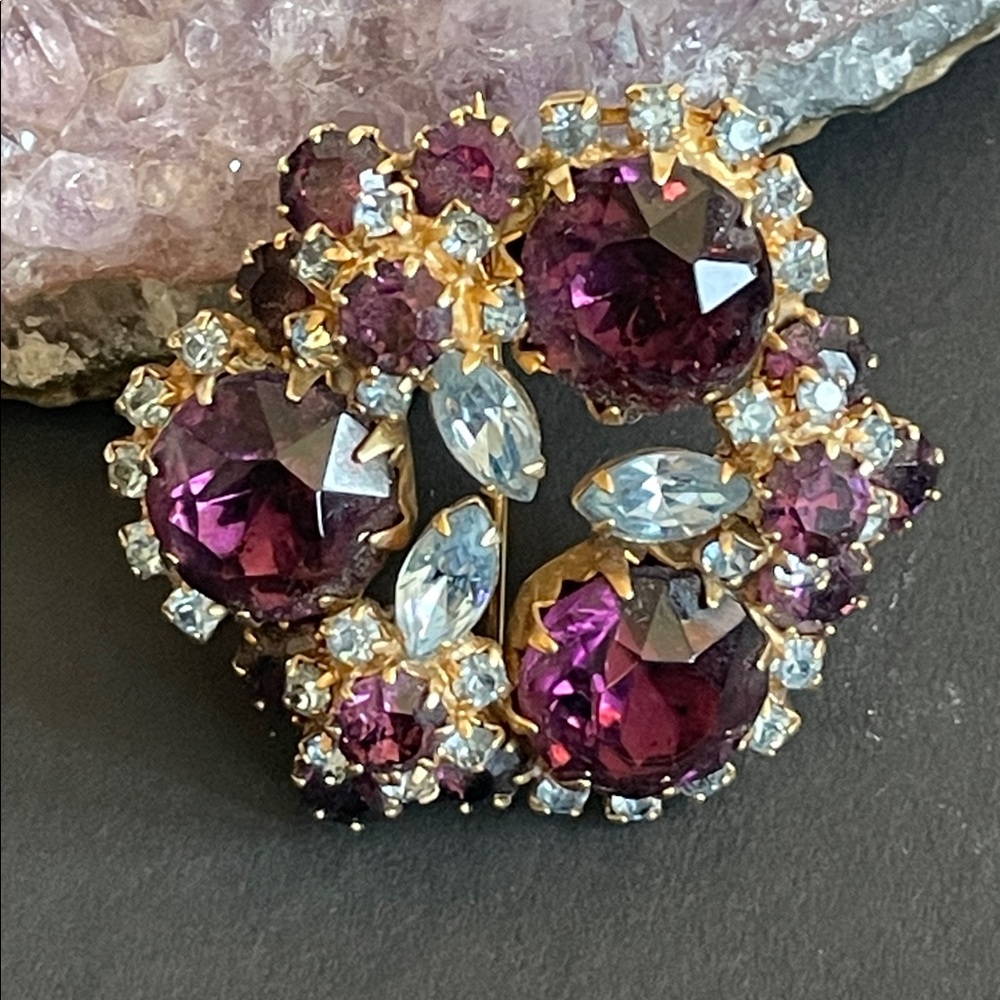 Vintage Juliana De Lizza & Elster Amethyst Purple Lavender Rhinestones Brooch
